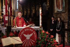 AEB47A60-5278-4C3E-92C0-96B067B8C5C9