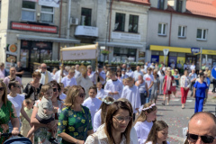 9299BB47-3356-4101-AE5B-A2976CC3C97A