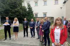 0A1A1827-AE41-421E-9161-D67AEE27E602