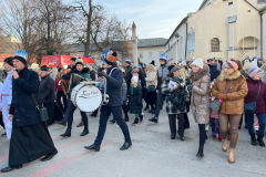 69669816-f402-4235-a25a-dbc8d207e255