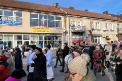 dce92b8b-88b1-43a7-b574-a709919c76ae