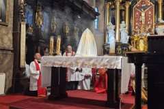 02c2fc9e-f764-41dd-897c-1eb5699805ed