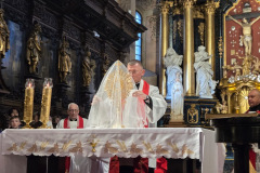 7f607ea8-eaef-4c8b-a04a-dd6665308c10