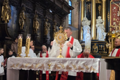 812cd4a1-deec-460f-907c-a57b897fb59e