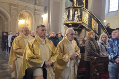 2931dad2-c004-40e3-866e-3801702e72fb