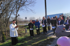 ee40c6e6-dfc7-491f-a432-e70463ca5758