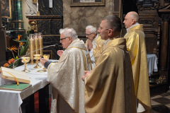 39112341-840a-48b5-b8ea-f0dcab987646