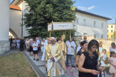 att.NMM28wTZ6r2noVetJpY1MtTx7tEnR8lgxZxGdqkLASI